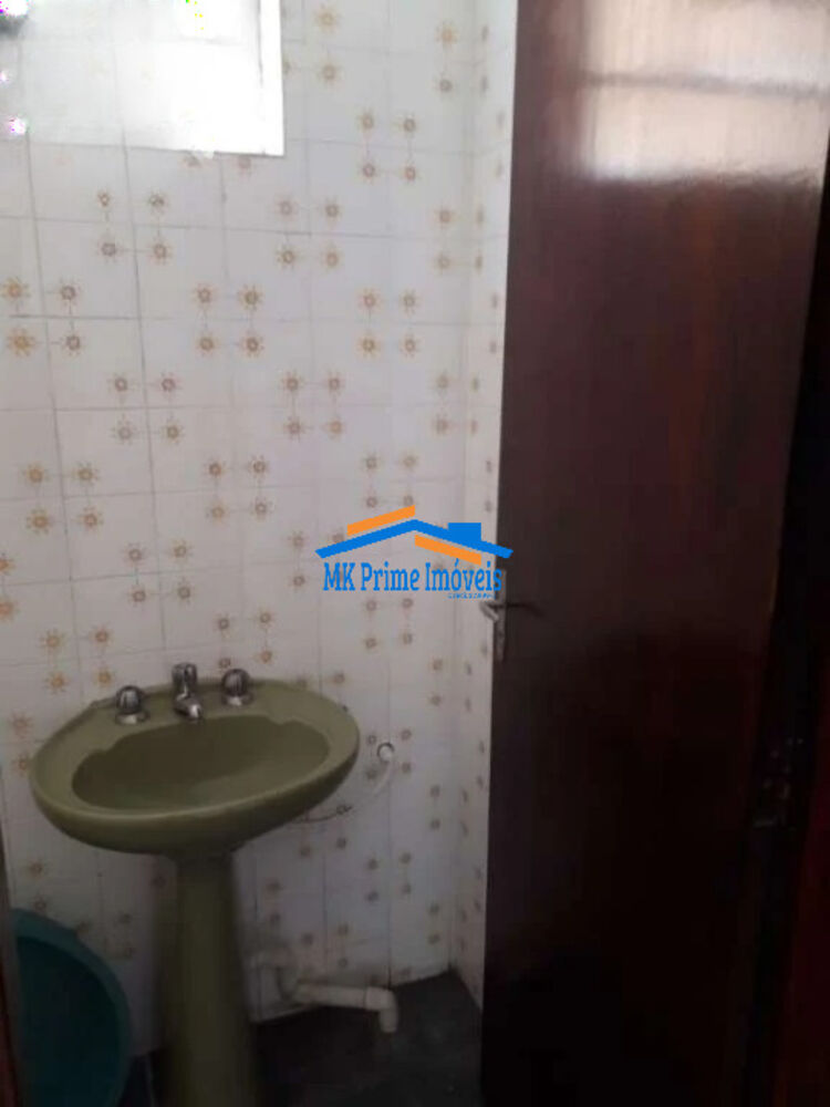 Sobrado à venda com 3 quartos, 213m² - Foto 4