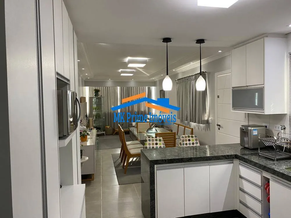 Sobrado, 3 quartos, 245 m² - Foto 1