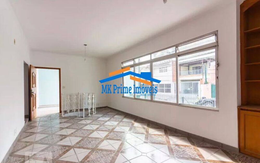 Casa à venda e aluguel com 3 quartos, 330m² - Foto 2