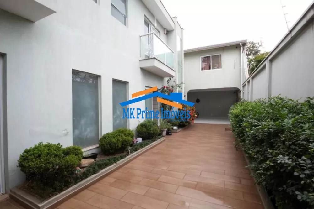 Sobrado, 3 quartos, 226 m² - Foto 2