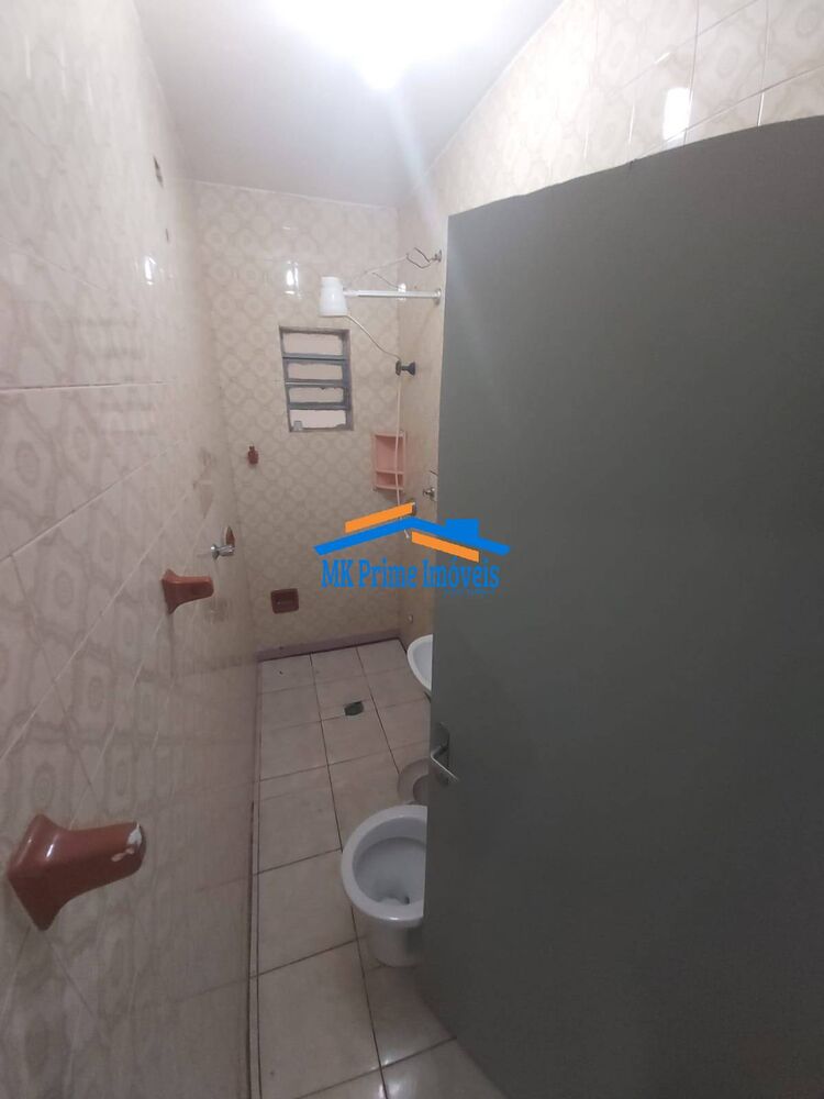 Casa à venda com 2 quartos, 125m² - Foto 1