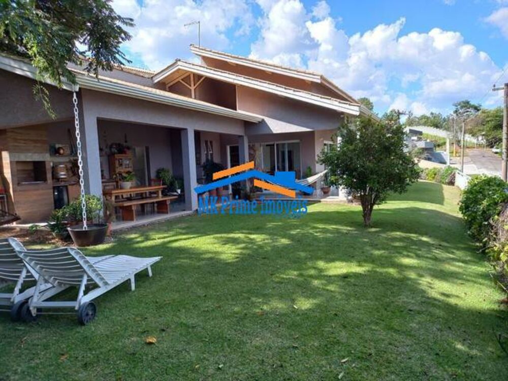 Casa de Condomínio à venda com 3 quartos, 700m² - Foto 1