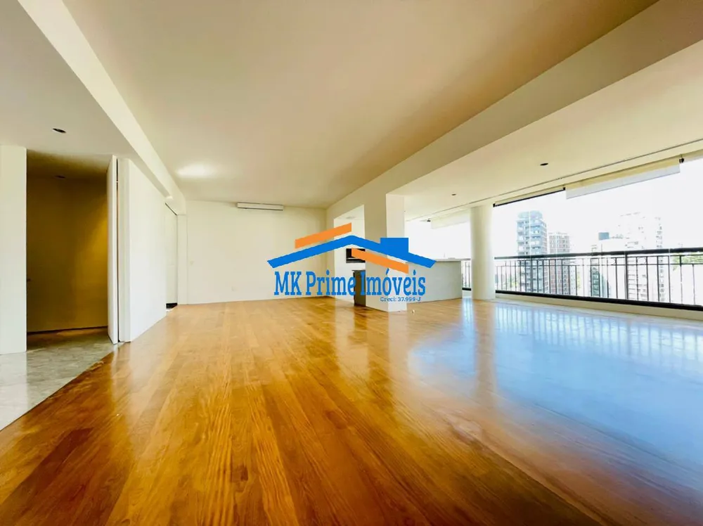 Apartamento, 3 quartos, 215 m² - Foto 1