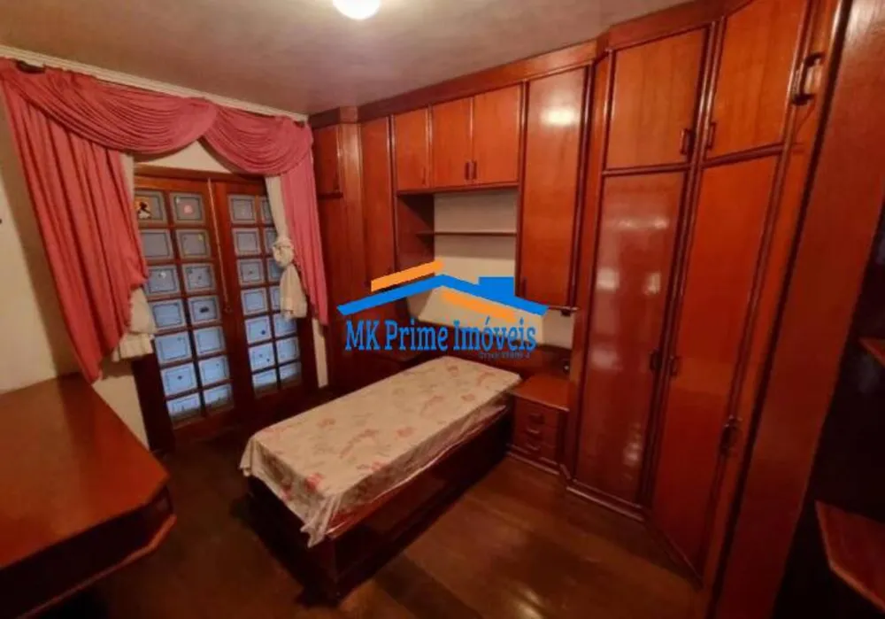 Sobrado, 4 quartos, 247 m² - Foto 1