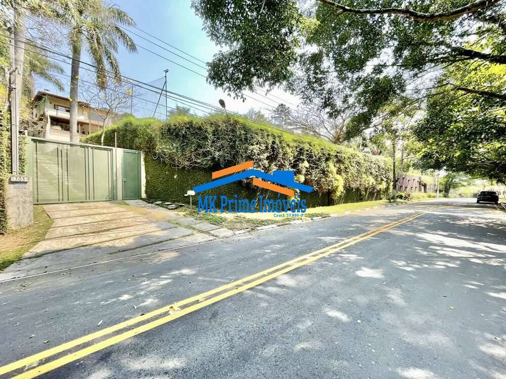 Casa de Condomínio à venda com 4 quartos, 540m² - Foto 2