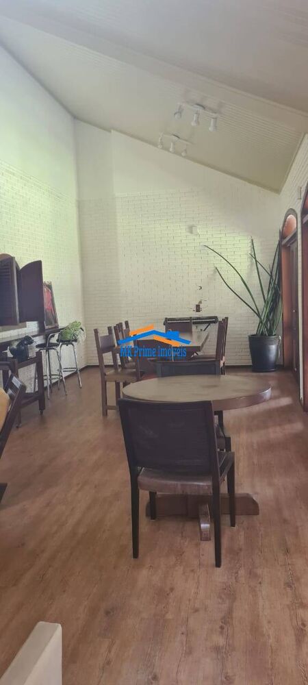 Chácara para alugar com 5 quartos, 1000m² - Foto 2