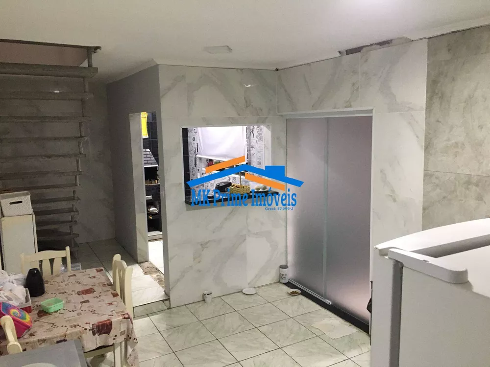 Sobrado à venda com 3 quartos, 305m² - Foto 8