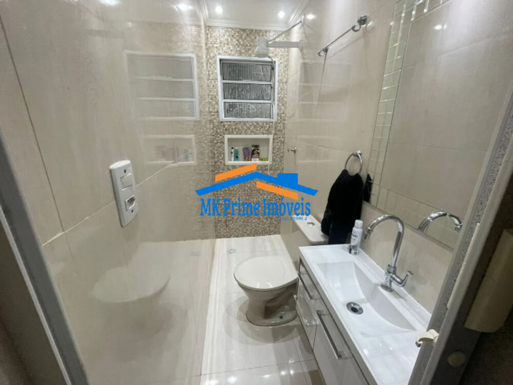 Casa à venda com 4 quartos, 200m² - Foto 3