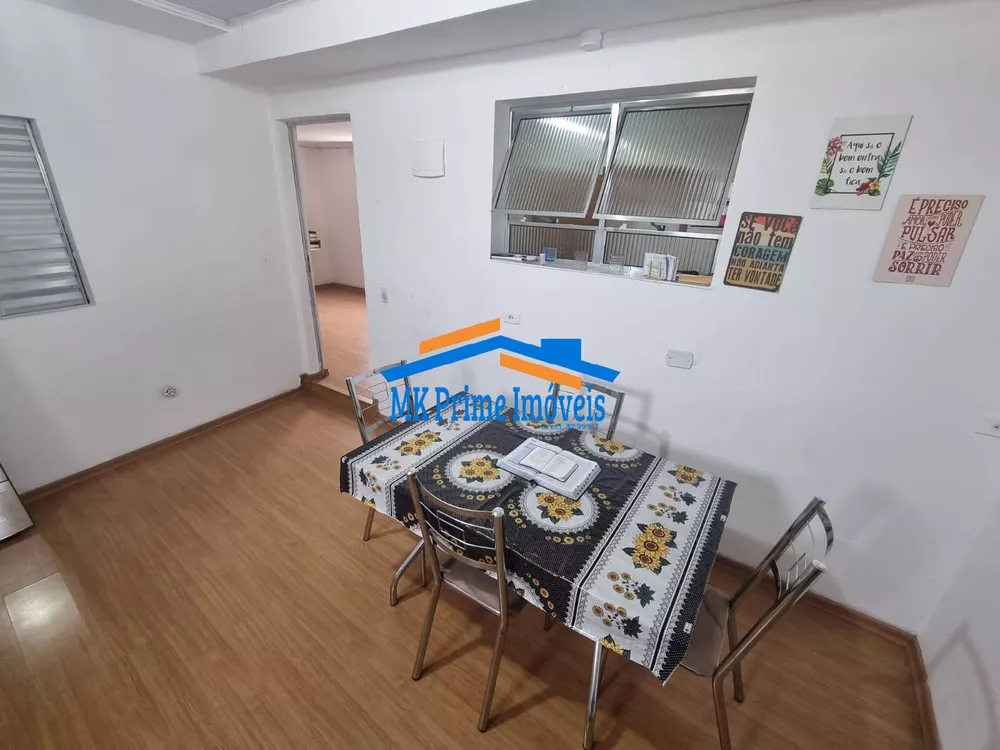 Casa à venda com 4 quartos, 150m² - Foto 2