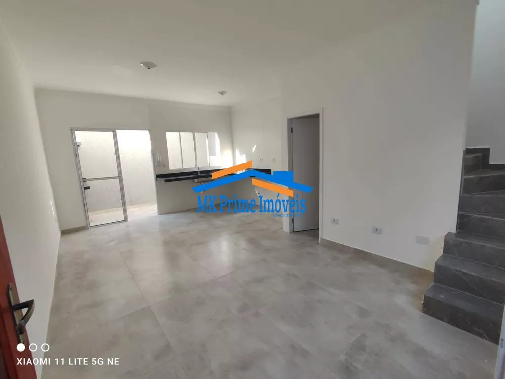 Casa de Condomínio à venda com 2 quartos, 72m² - Foto 2