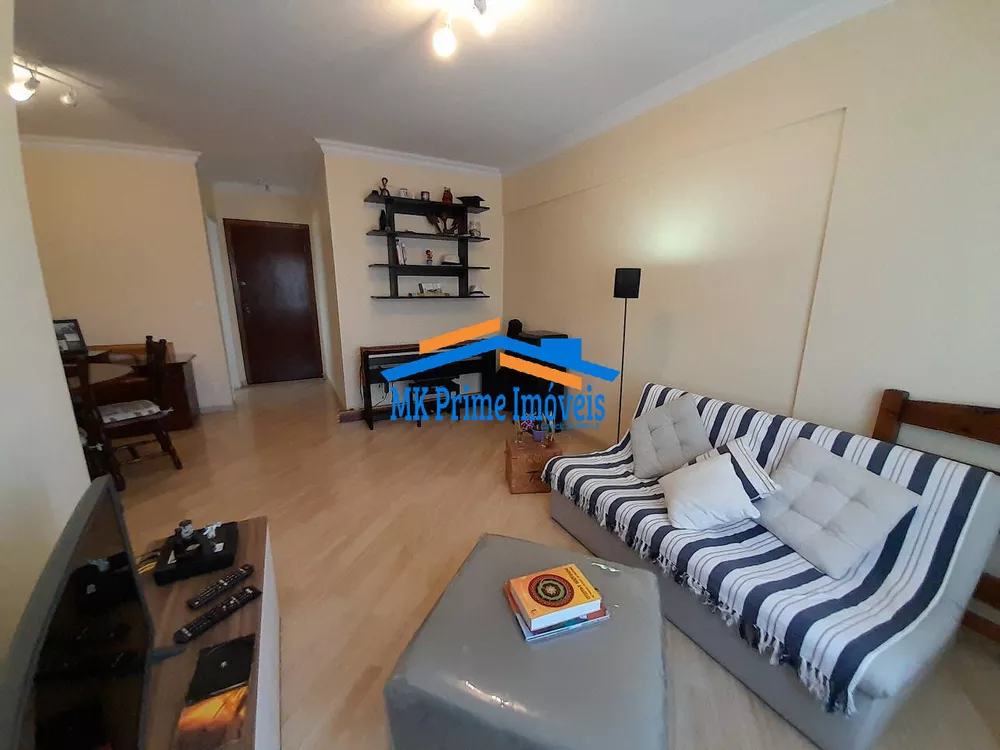 Apartamento à venda com 2 quartos, 72m² - Foto 3