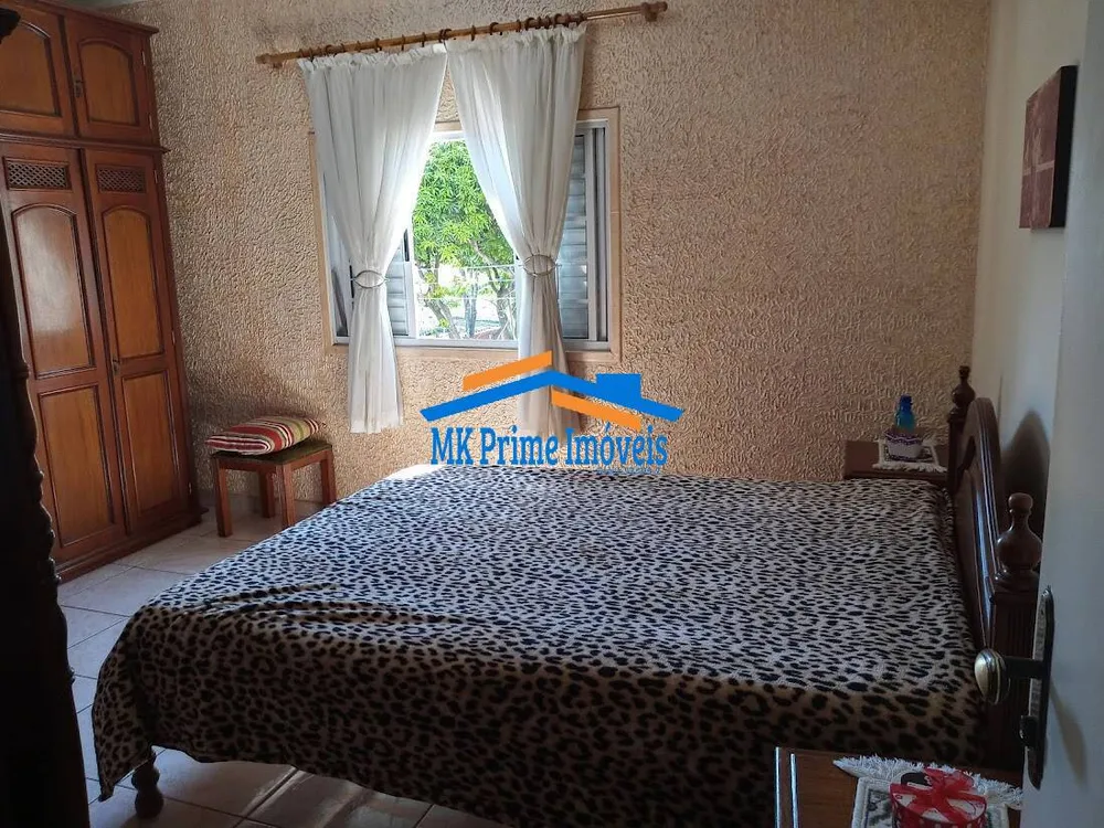 Casa, 3 quartos, 219 m² - Foto 3