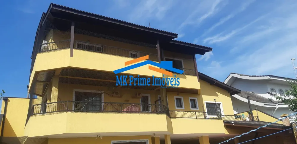 Sobrado, 3 quartos, 367 m² - Foto 1