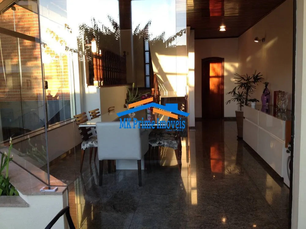Sobrado, 3 quartos, 383 m² - Foto 2