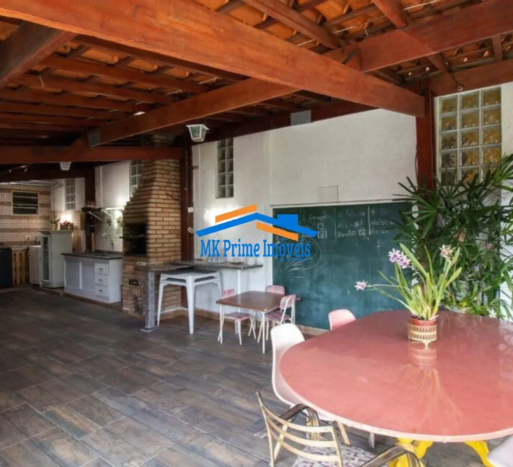 Sobrado, 3 quartos, 298 m² - Foto 1