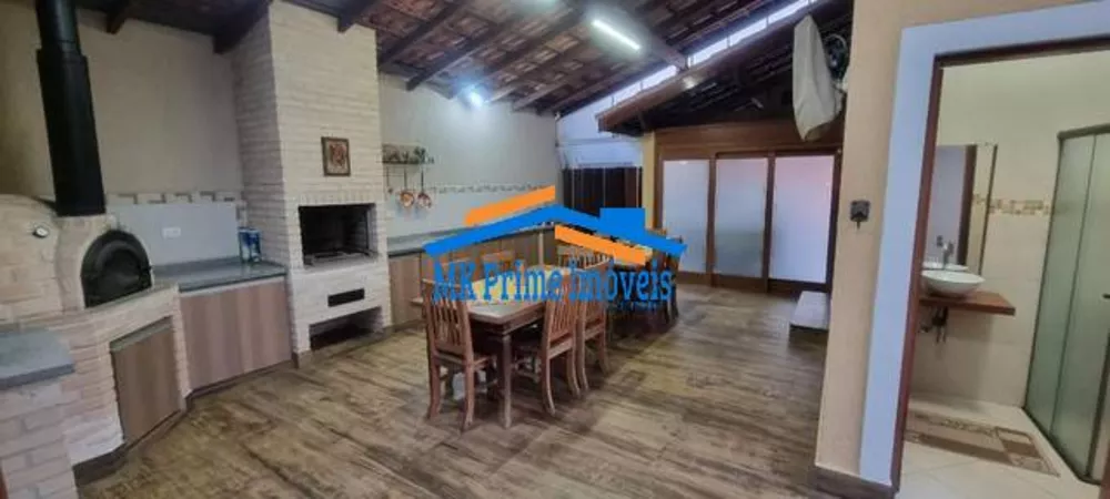 Casa de Condomínio à venda com 3 quartos, 500m² - Foto 4