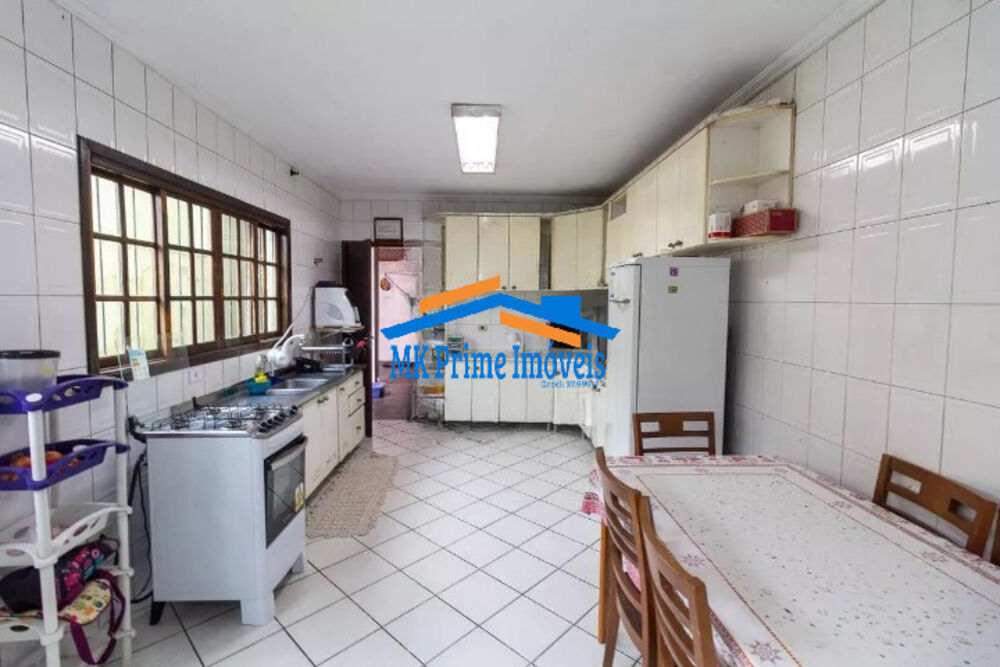 Sobrado à venda com 3 quartos, 125m² - Foto 2