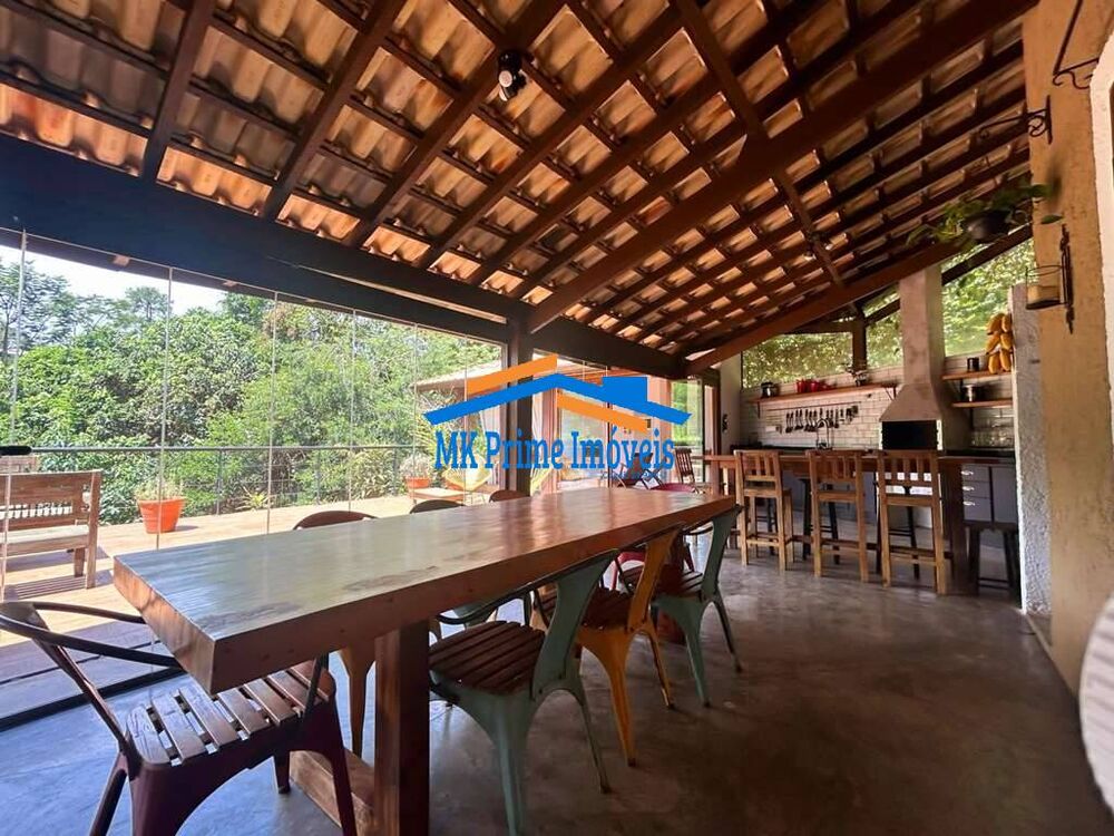Casa de Condomínio à venda com 3 quartos, 355m² - Foto 4