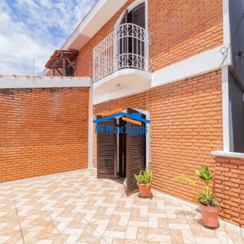 Sobrado à venda com 3 quartos, 195m² - Foto 2