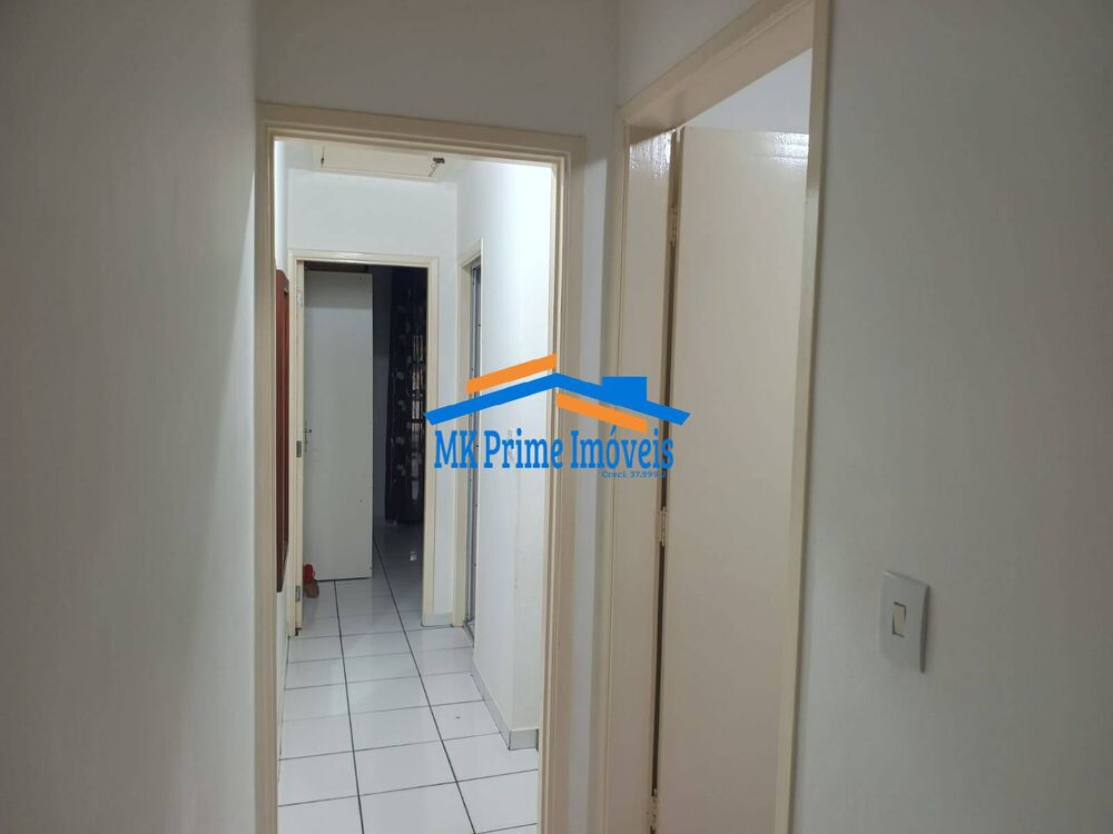 Sobrado à venda com 3 quartos, 200m² - Foto 1