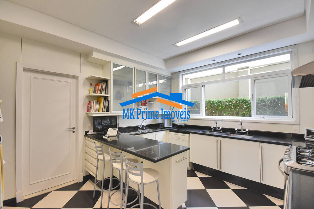 Sobrado à venda com 4 quartos, 500m² - Foto 8