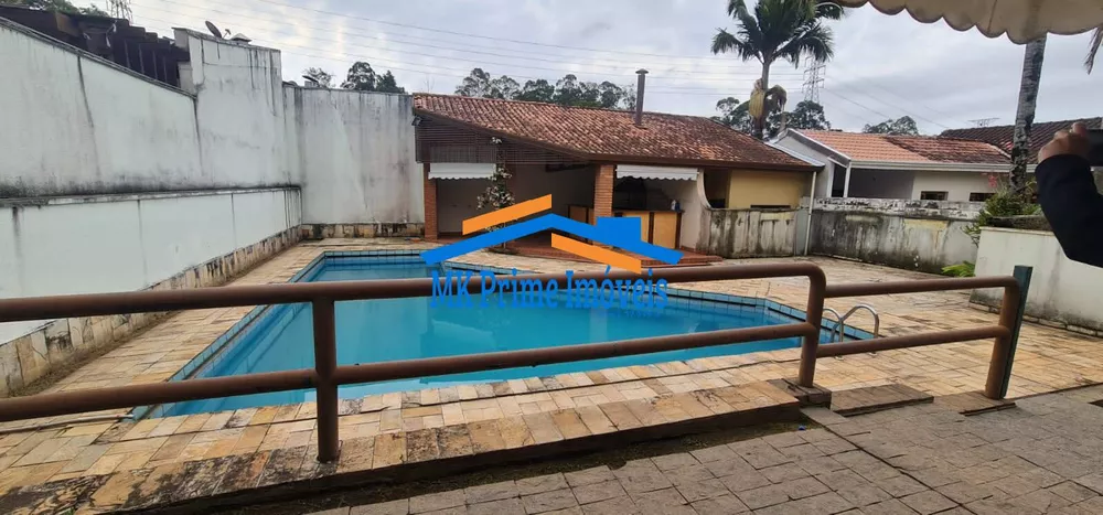 Casa de Condomínio à venda com 3 quartos, 615m² - Foto 3