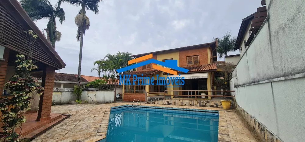 Casa de Condomínio à venda com 3 quartos, 615m² - Foto 1