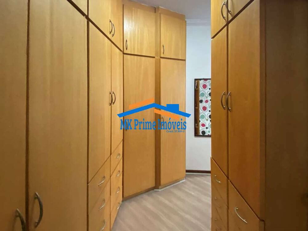 Casa de Condomínio à venda com 3 quartos, 361m² - Foto 4