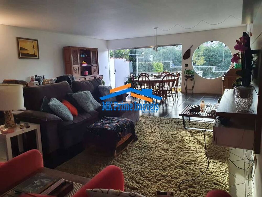 Casa de Condomínio para alugar com 3 quartos, 320m² - Foto 2