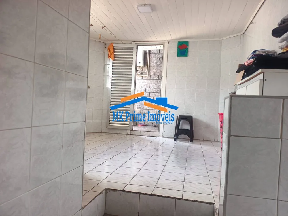 Casa, 2 quartos, 244 m² - Foto 11