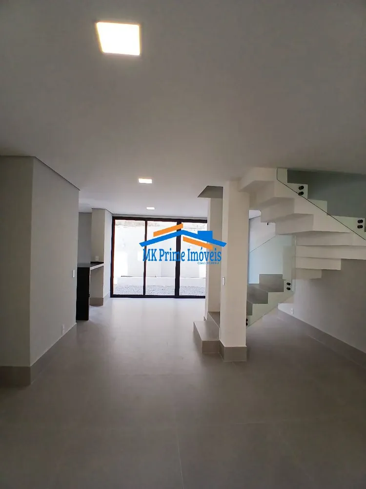 Casa, 5 quartos, 176 m² - Foto 2