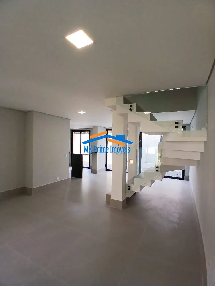 Casa, 5 quartos, 176 m² - Foto 3