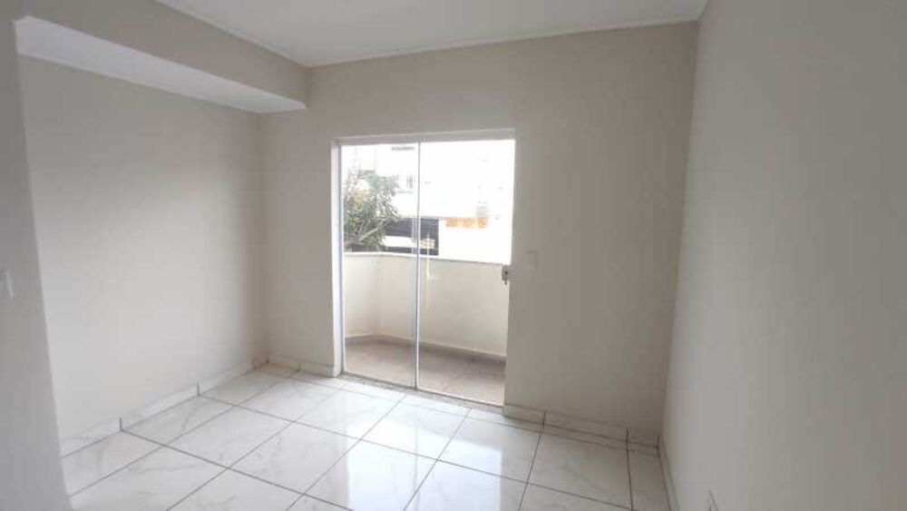 Apartamento à venda com 2 quartos, 66m² - Foto 7