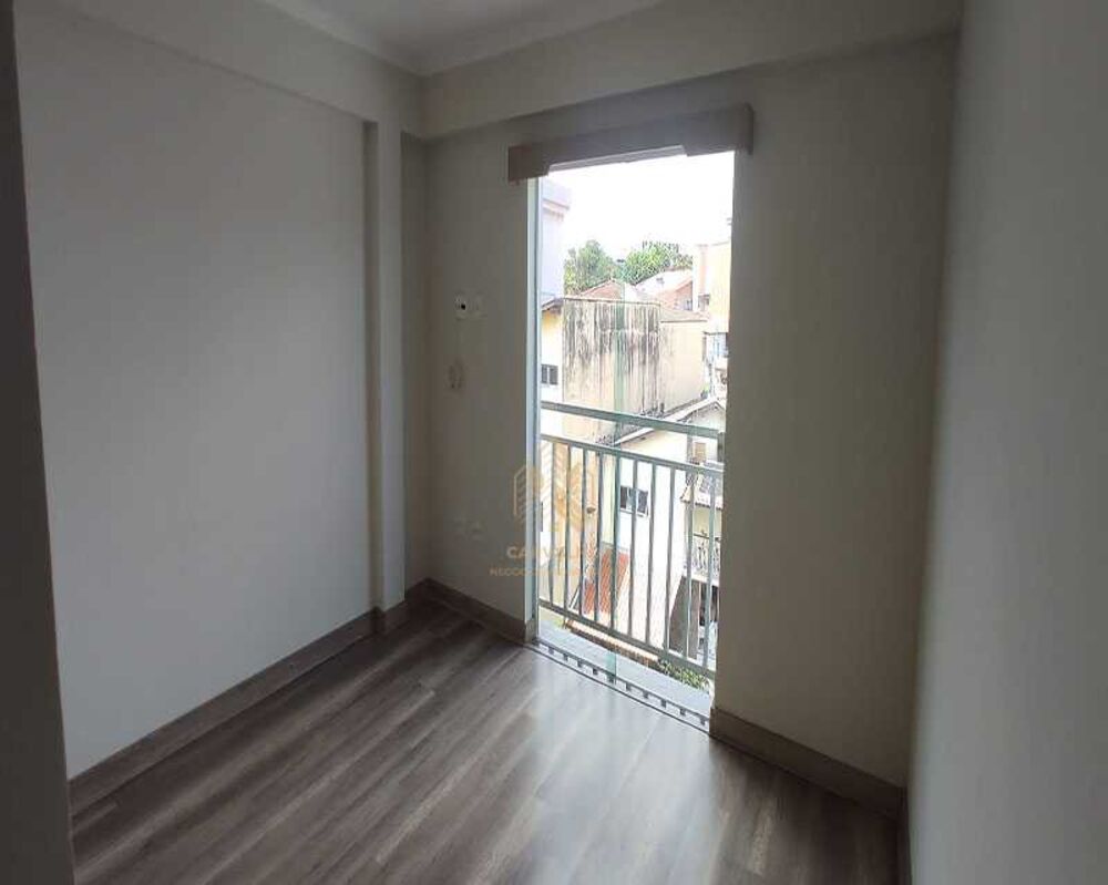 Apartamento à venda com 3 quartos, 80m² - Foto 3