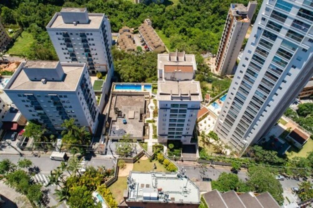 Apartamento à venda com 2 quartos, 64m² - Foto 4