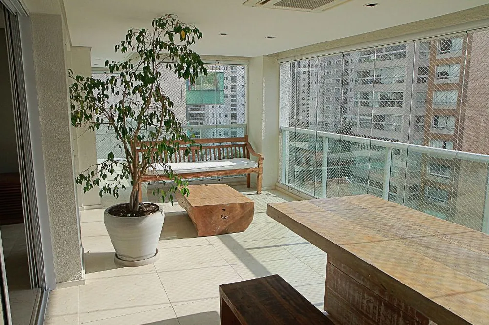 Apartamento, 3 quartos, 173 m² - Foto 1