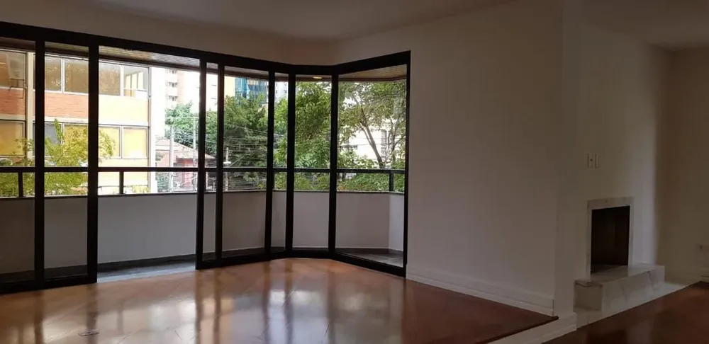 Apartamento, 4 quartos, 205 m² - Foto 1