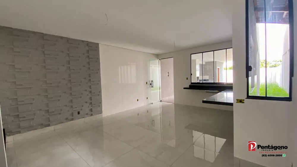 Casa à venda com 3 quartos, 156m² - Foto 2