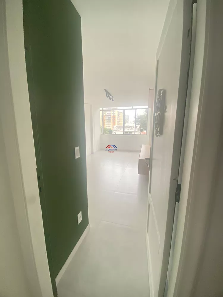 Apartamento à venda com 2 quartos, 64m² - Foto 2