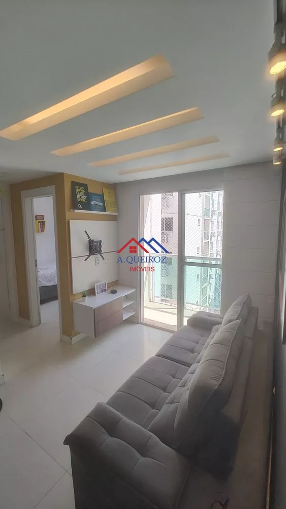 Apartamento à venda com 2 quartos, 56m² - Foto 3