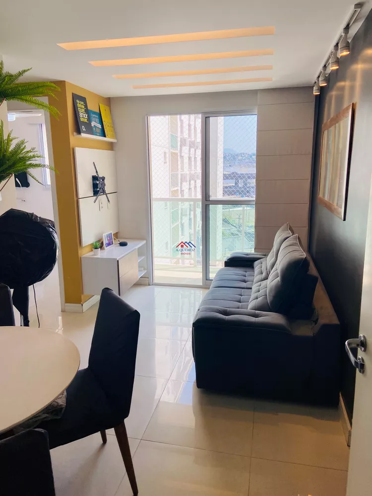 Apartamento à venda com 2 quartos, 56m² - Foto 2