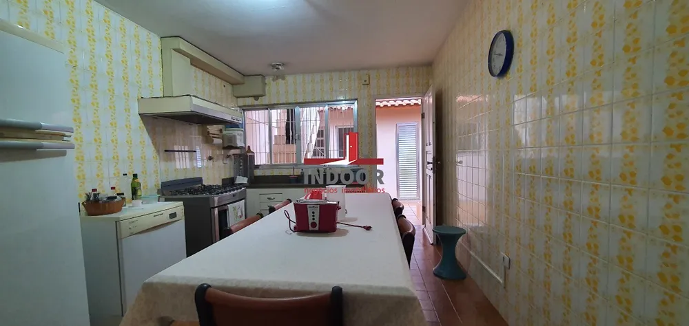 Casa, 3 quartos, 220 m² - Foto 12