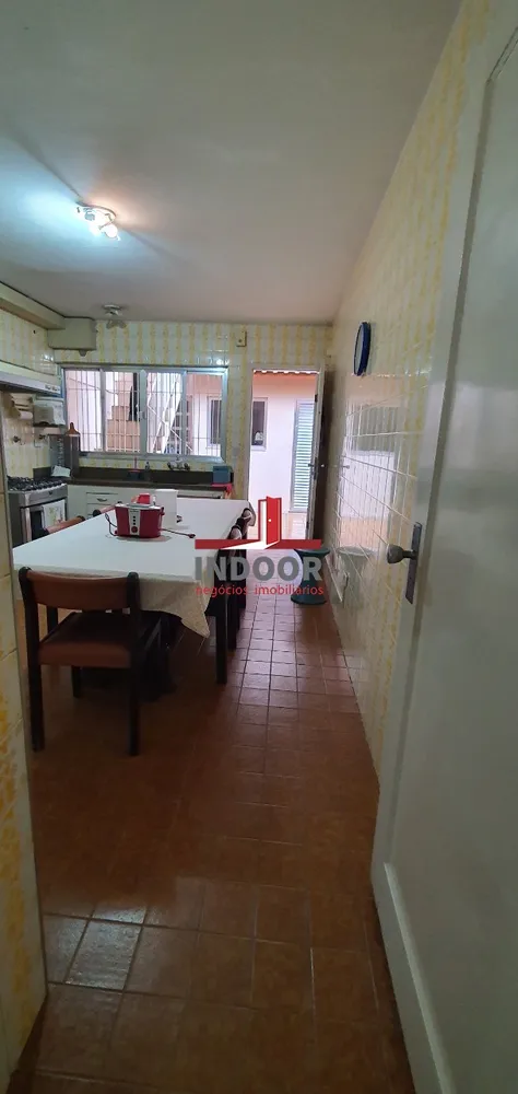 Casa, 3 quartos, 220 m² - Foto 13