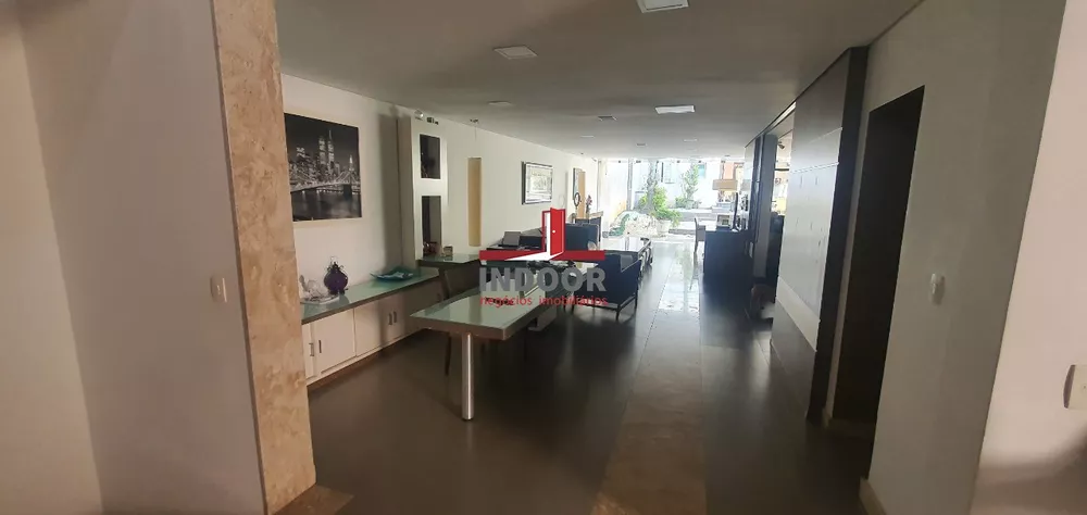 Casa à venda com 3 quartos, 323m² - Foto 4