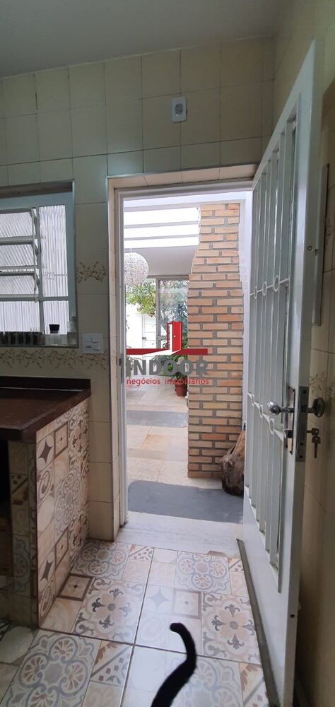Casa à venda com 3 quartos, 197m² - Foto 24