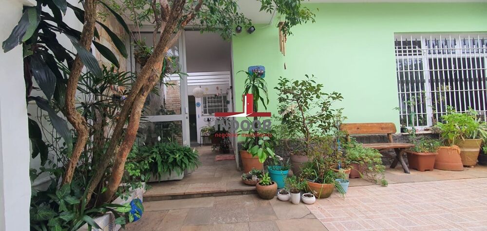 Casa à venda com 3 quartos, 197m² - Foto 2