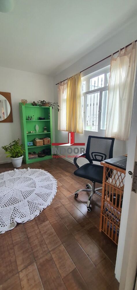 Casa à venda com 3 quartos, 197m² - Foto 12