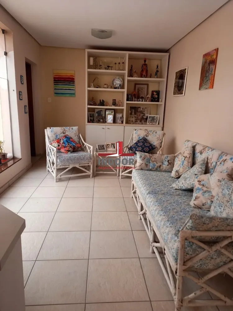 Casa, 3 quartos, 180 m² - Foto 1