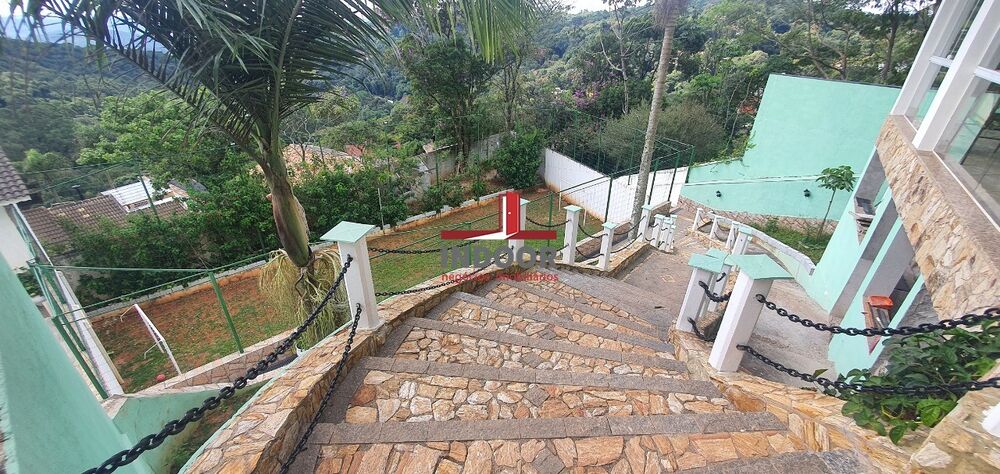 Casa à venda com 3 quartos, 600m² - Foto 25