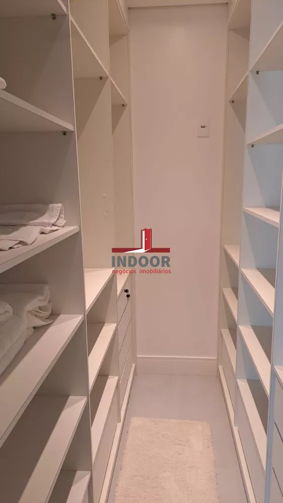 Apartamento à venda com 4 quartos, 250m² - Foto 14